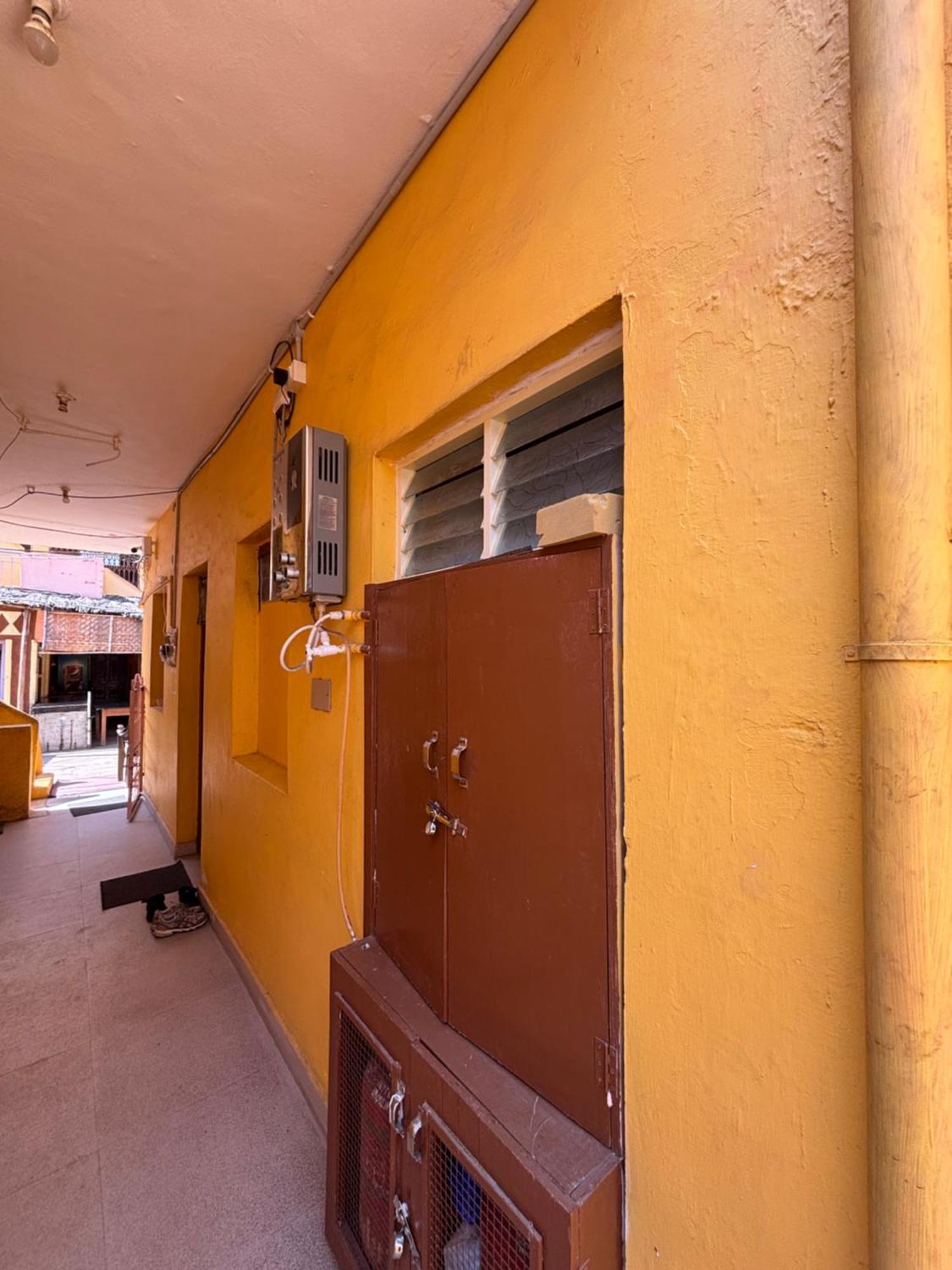 Mahesh Guest House ฮัมปี ภายนอก รูปภาพ